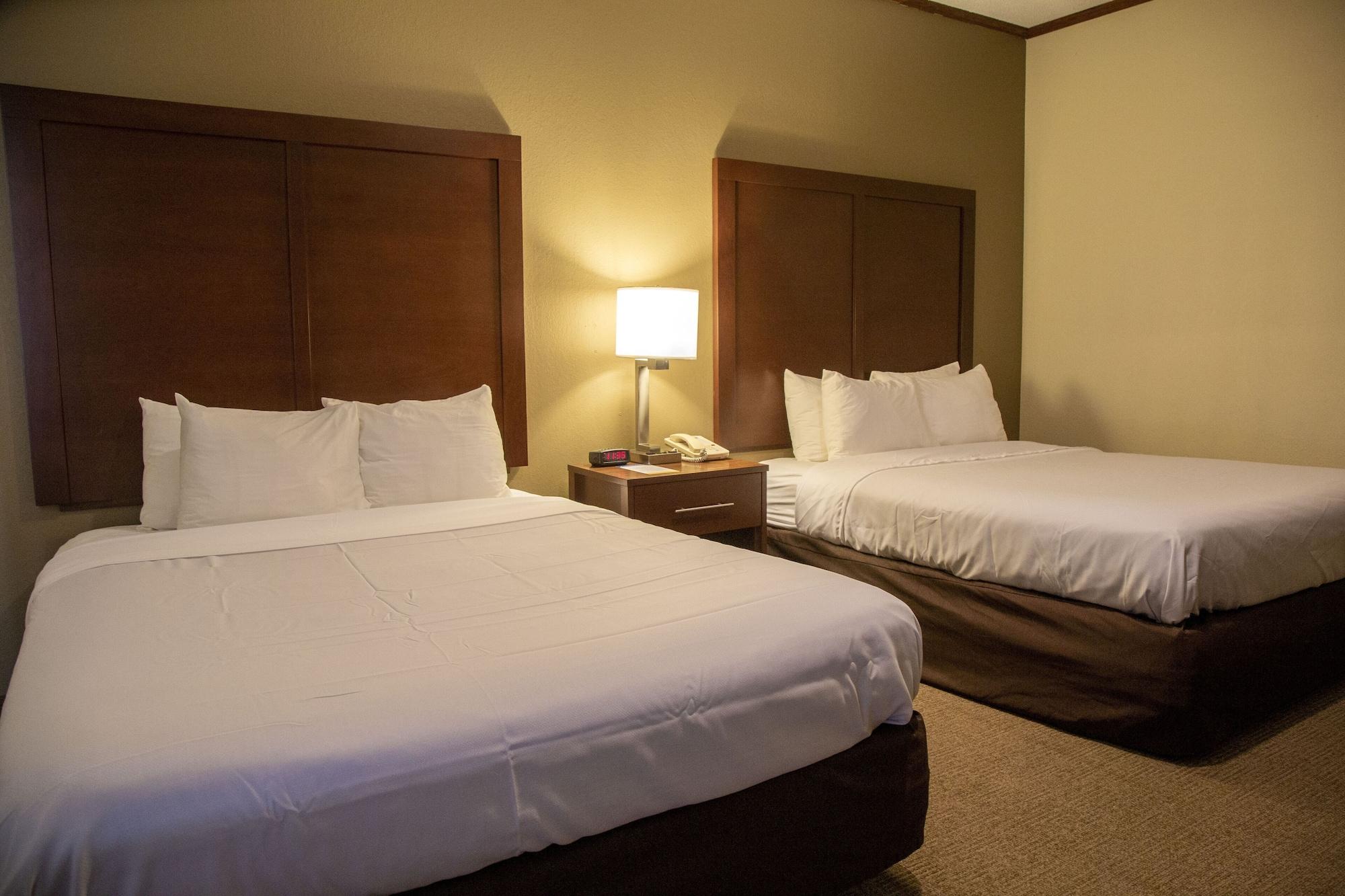 Hotel &